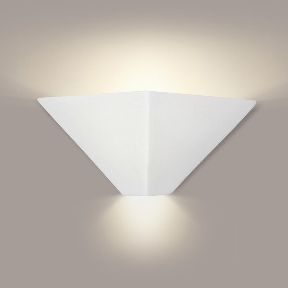 Gran Java Wall Sconce: Rio Roho Leather (E26 Base Dimmable LED (Bulb included))